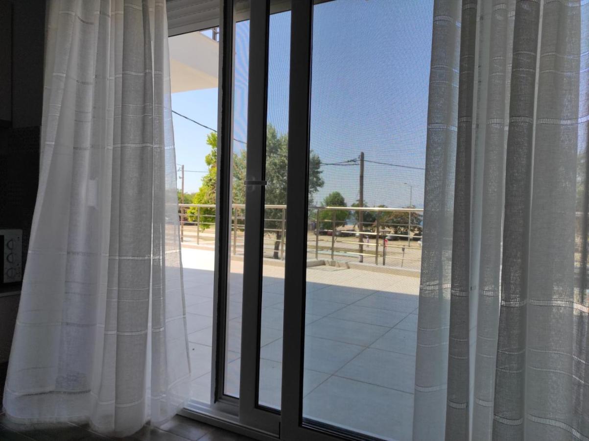 Blue Beach Apartments Ofrínion Exterior foto